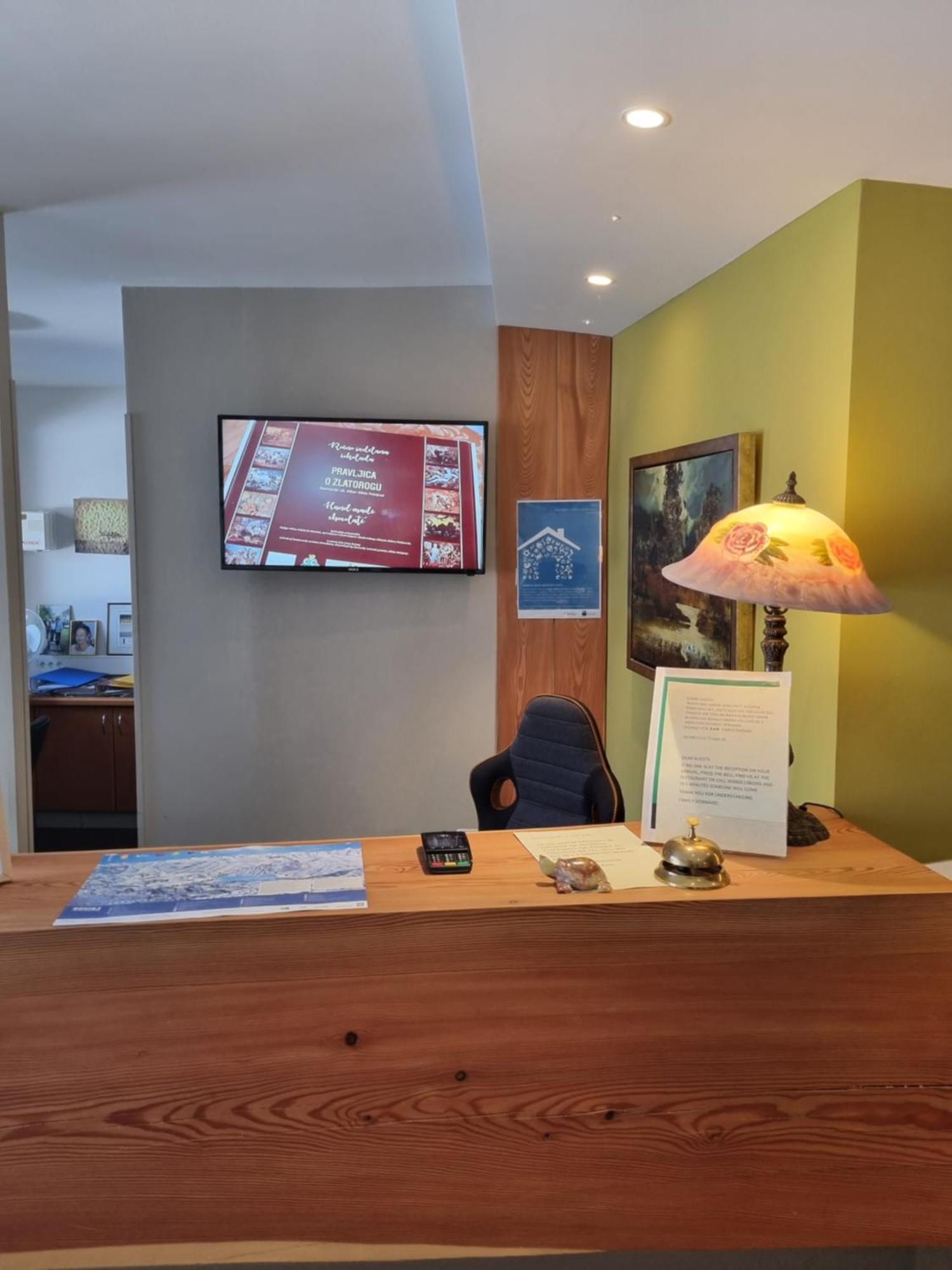 Art Hotel Kristal Бохинь Экстерьер фото