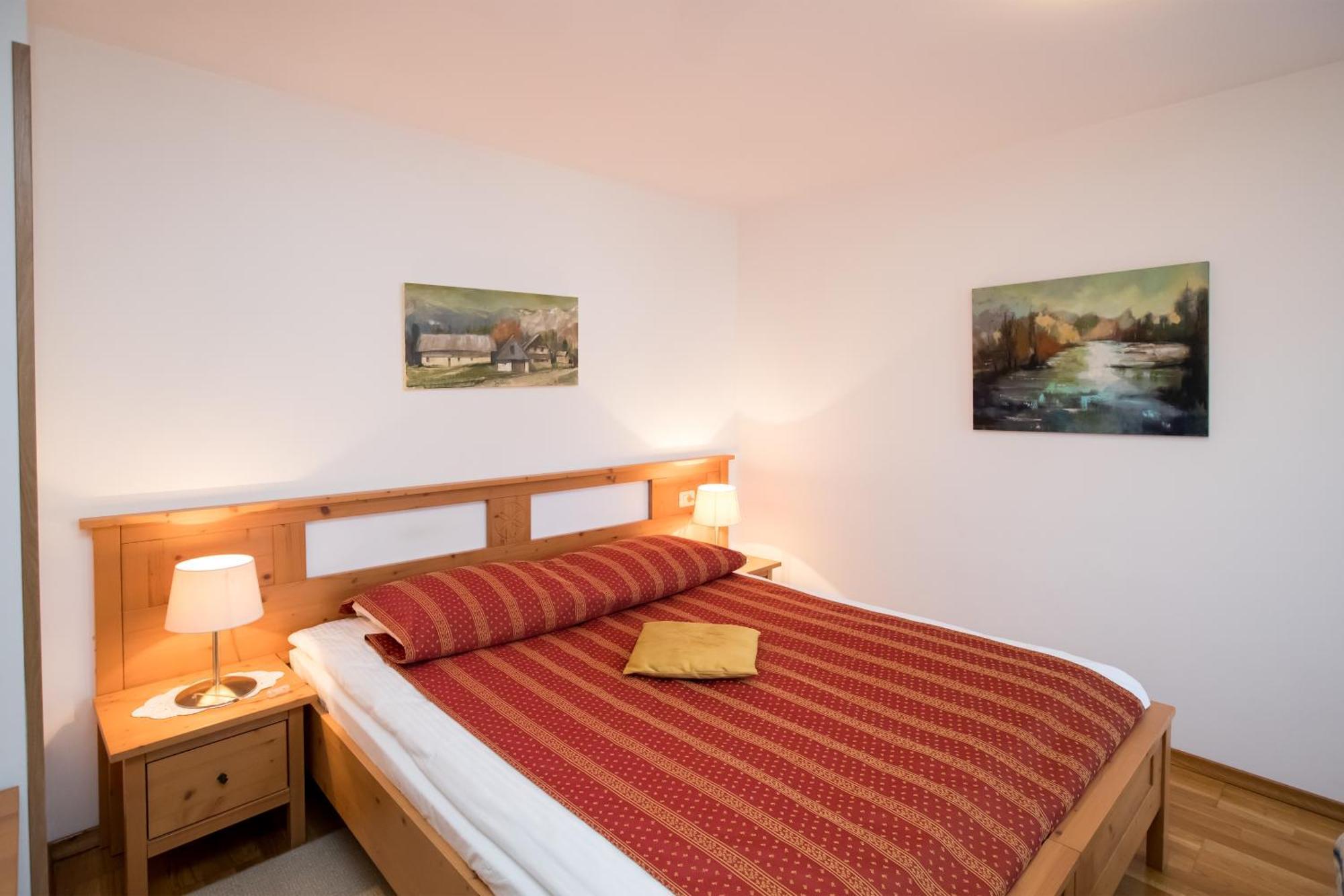Art Hotel Kristal Бохинь Экстерьер фото