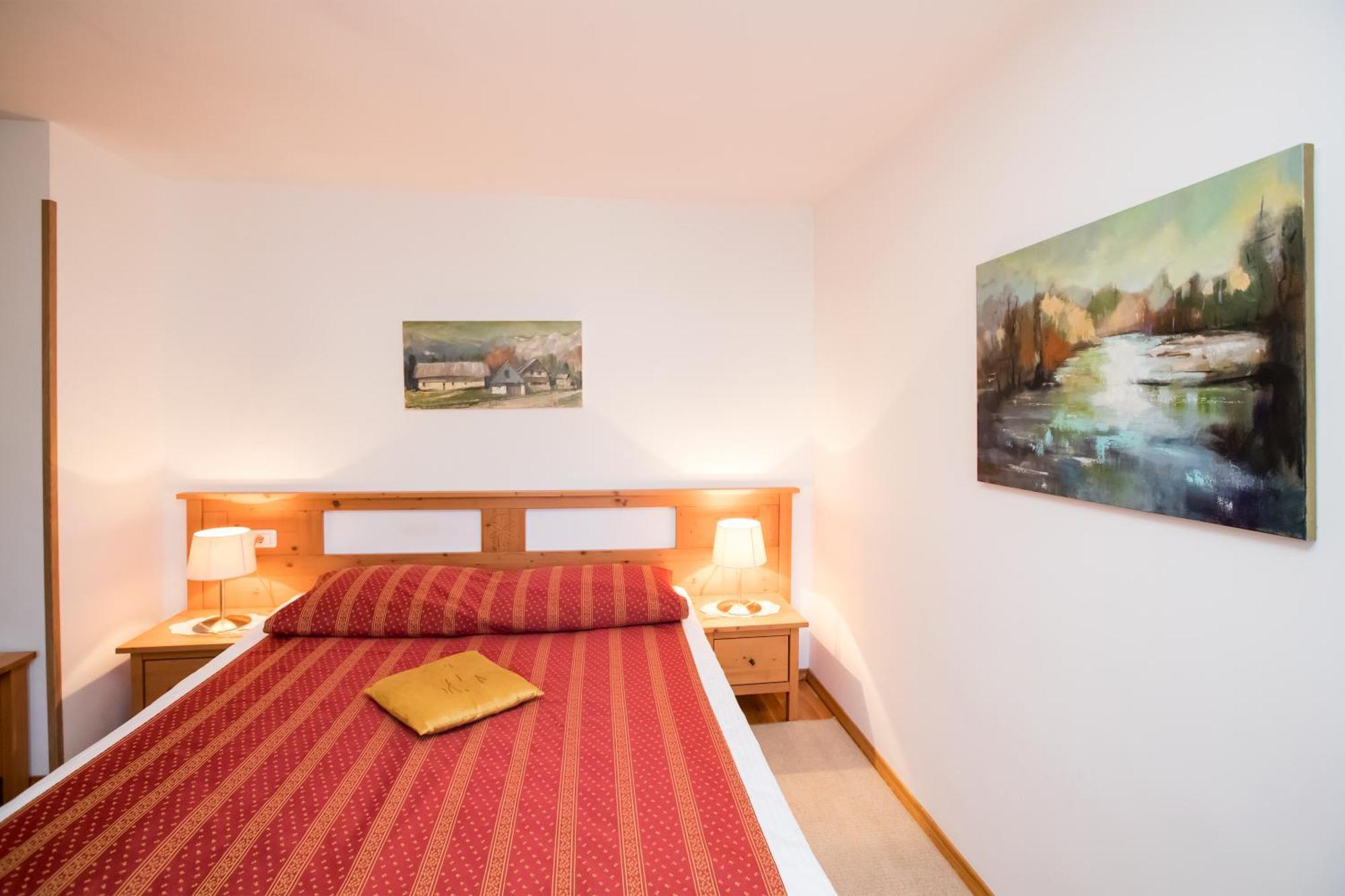 Art Hotel Kristal Бохинь Экстерьер фото