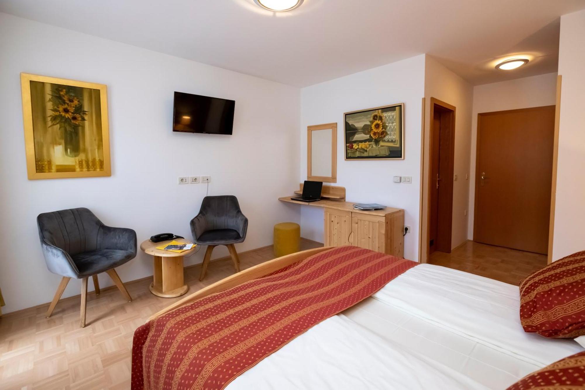 Art Hotel Kristal Бохинь Экстерьер фото